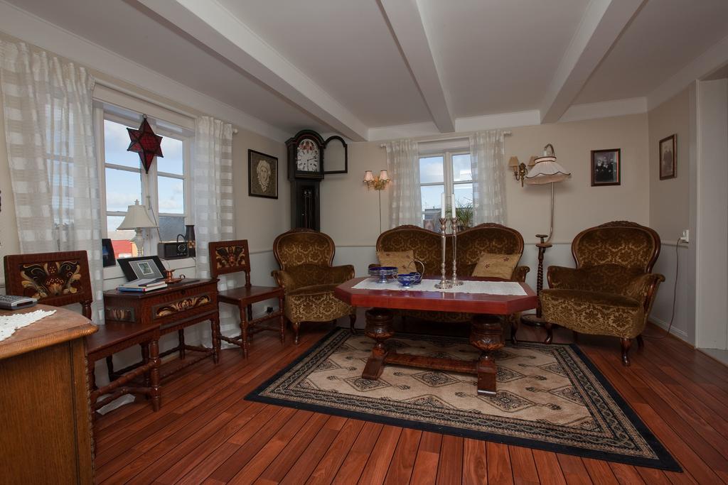 Kristina Apartment & Alma House Андендес Екстериор снимка