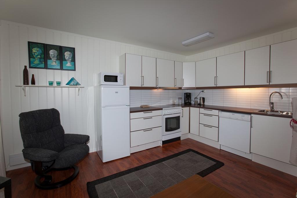 Kristina Apartment & Alma House Андендес Екстериор снимка